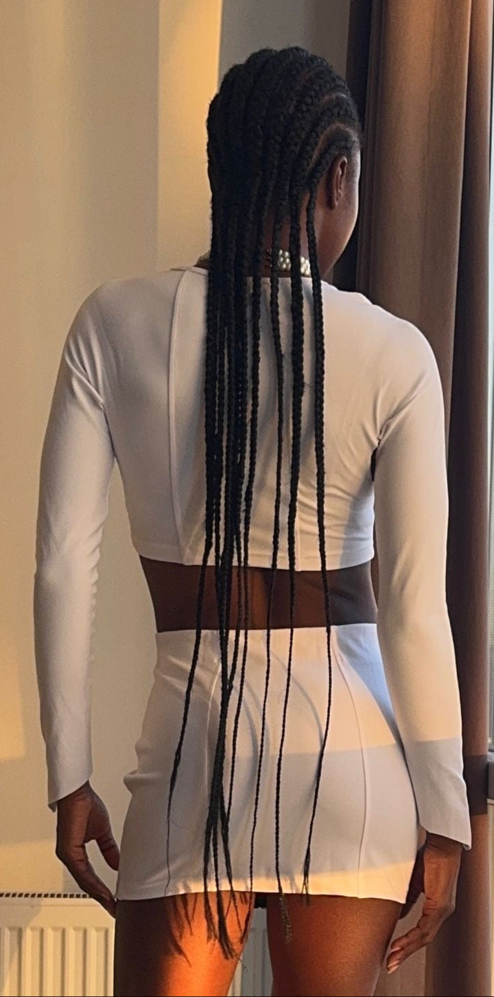 Motion Of Allure White Long-sleeve Crop Top